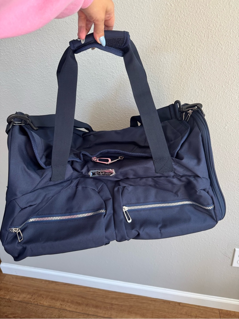 Bella Russo black 20” travel duffle weekender bag -Navy